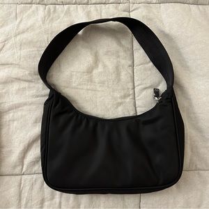 Aritzia Shoulder bag